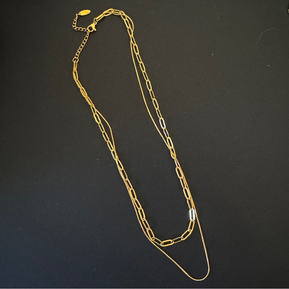 Atolea Melrose Layered Gold Necklace - Picture 3 of 5